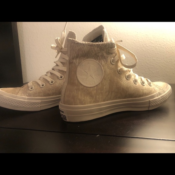 Converse. - Picture 4 of 7